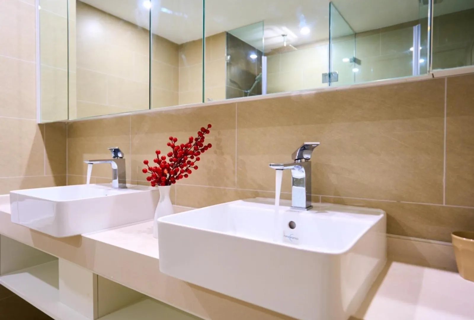 The Song Apartment Sea View - Can Ho Bien Vung Tau - 20 Tien Ich Mien Phi 0*,